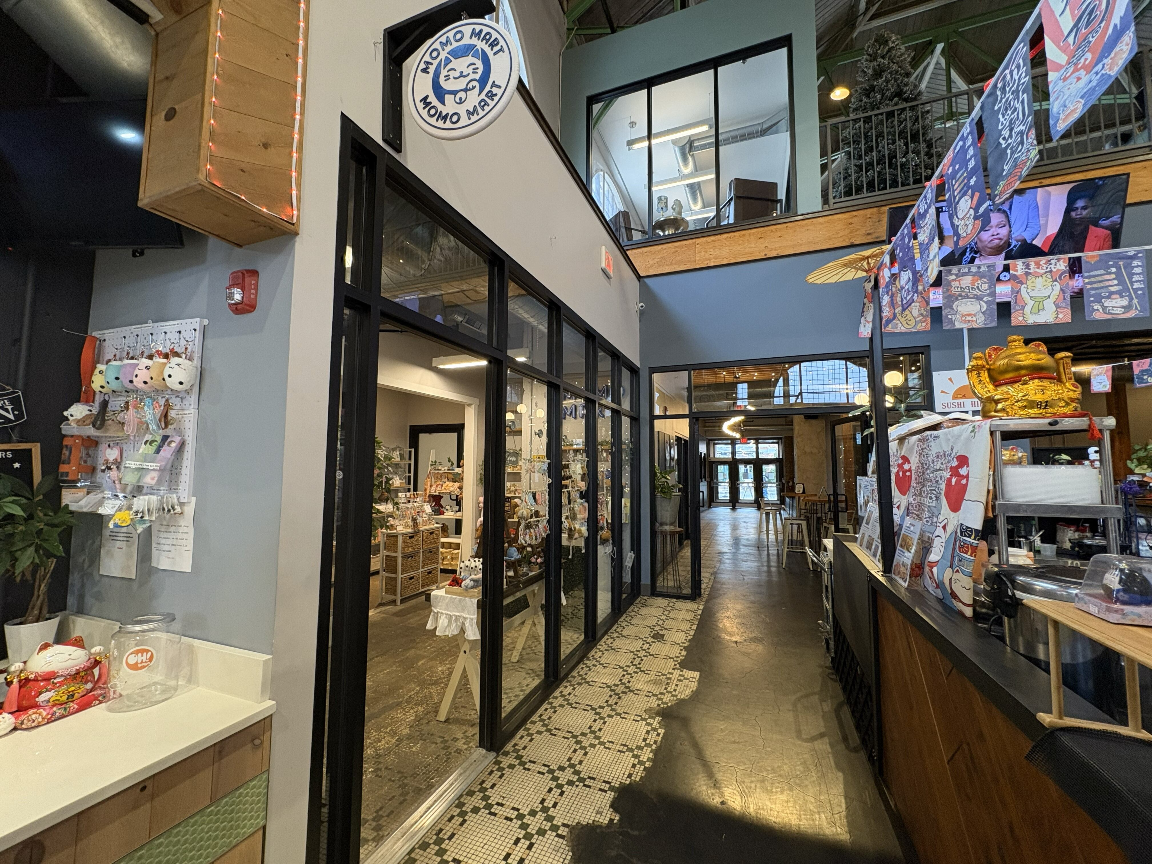 Retail store opens inside Springfield's Myers Market with items